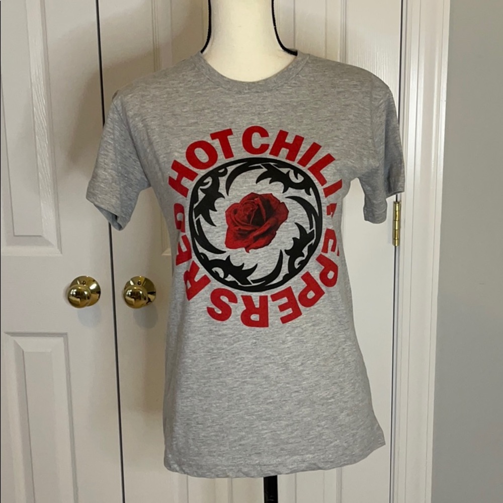 NWOT Red Hot Chili Peppers Gray Tee
